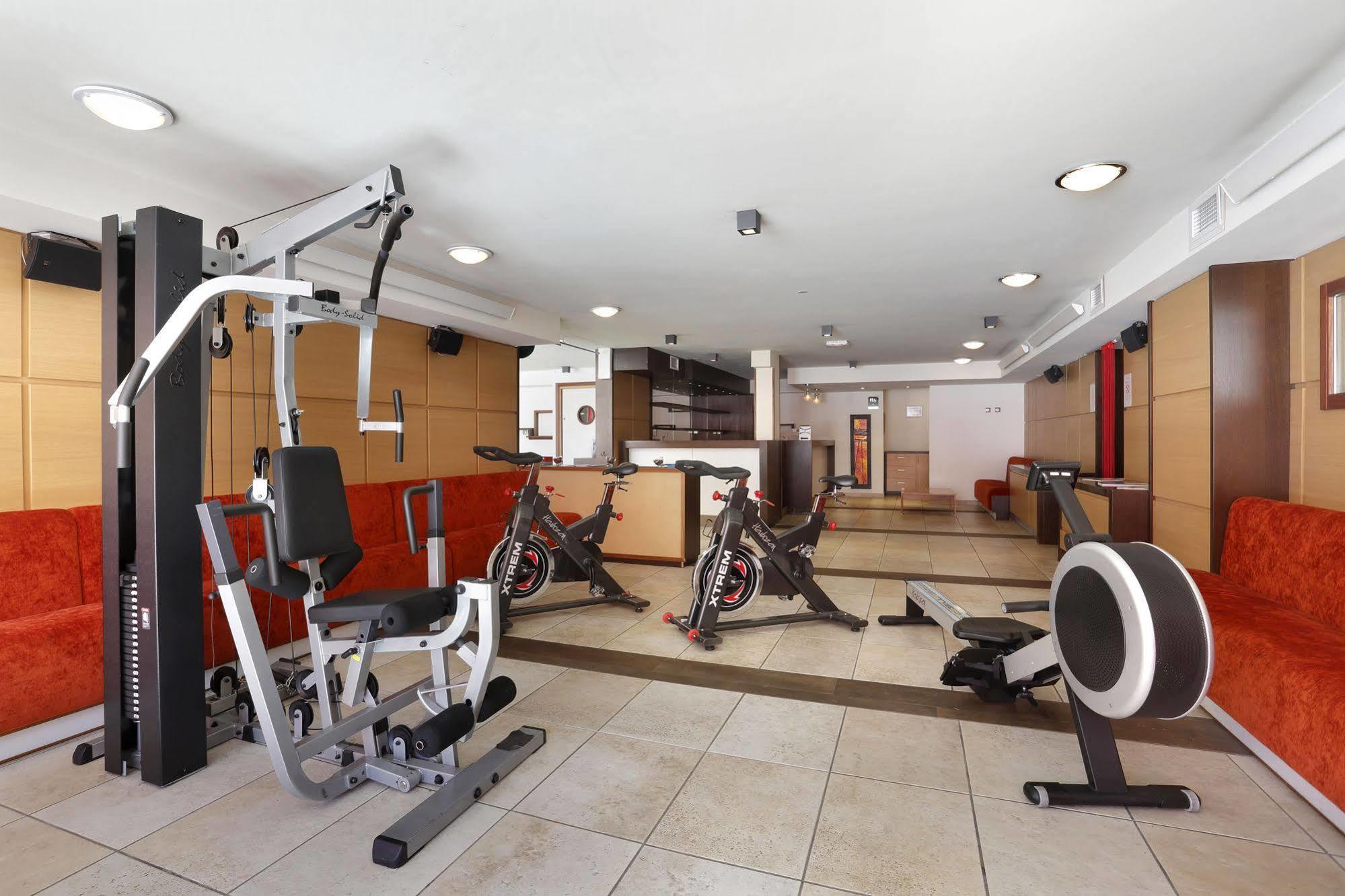 Residence Nemea L'Adret Сен-Шафре Екстериор снимка