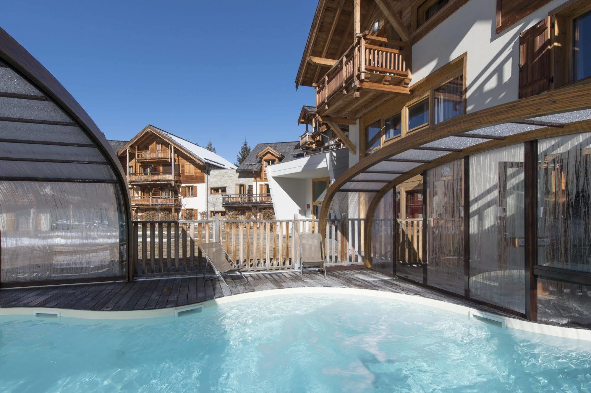 Residence Nemea L'Adret Сен-Шафре Екстериор снимка