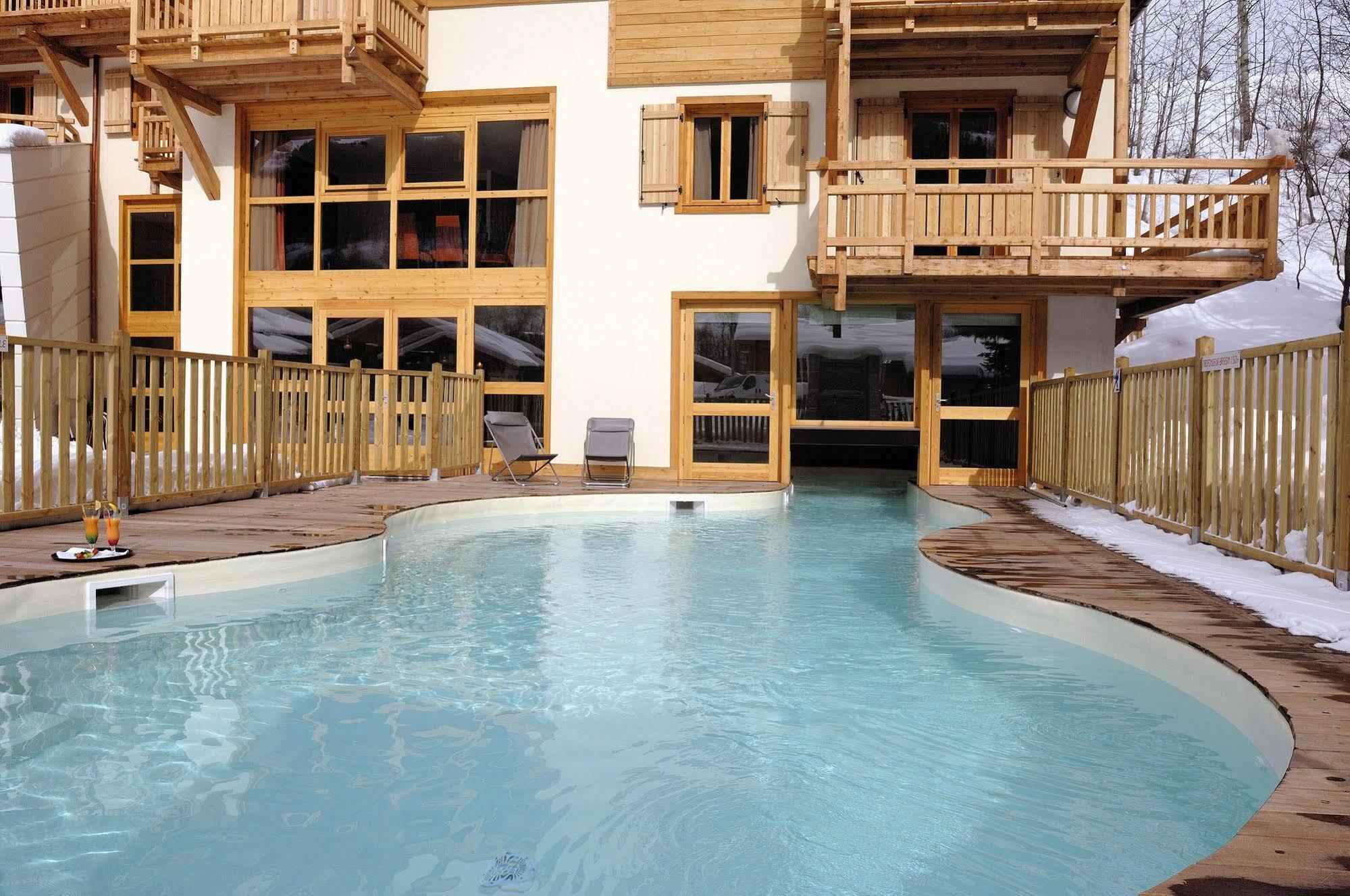 Residence Nemea L'Adret Сен-Шафре Екстериор снимка