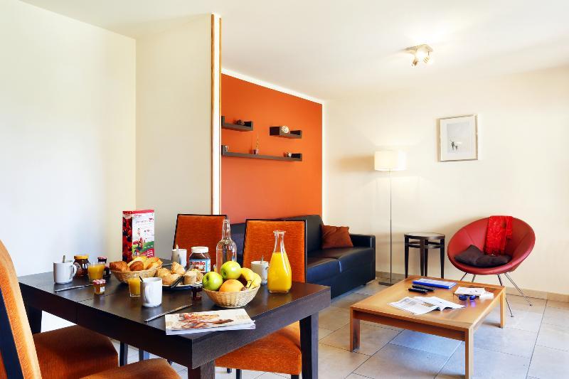 Residence Nemea L'Adret Сен-Шафре Екстериор снимка