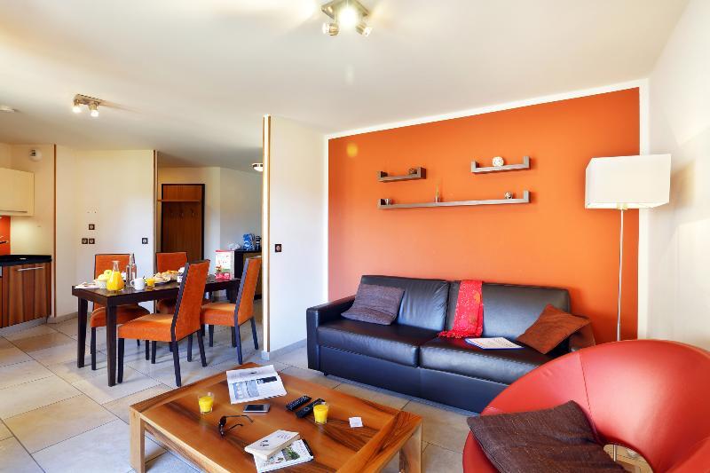 Residence Nemea L'Adret Сен-Шафре Екстериор снимка