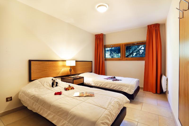 Residence Nemea L'Adret Сен-Шафре Екстериор снимка